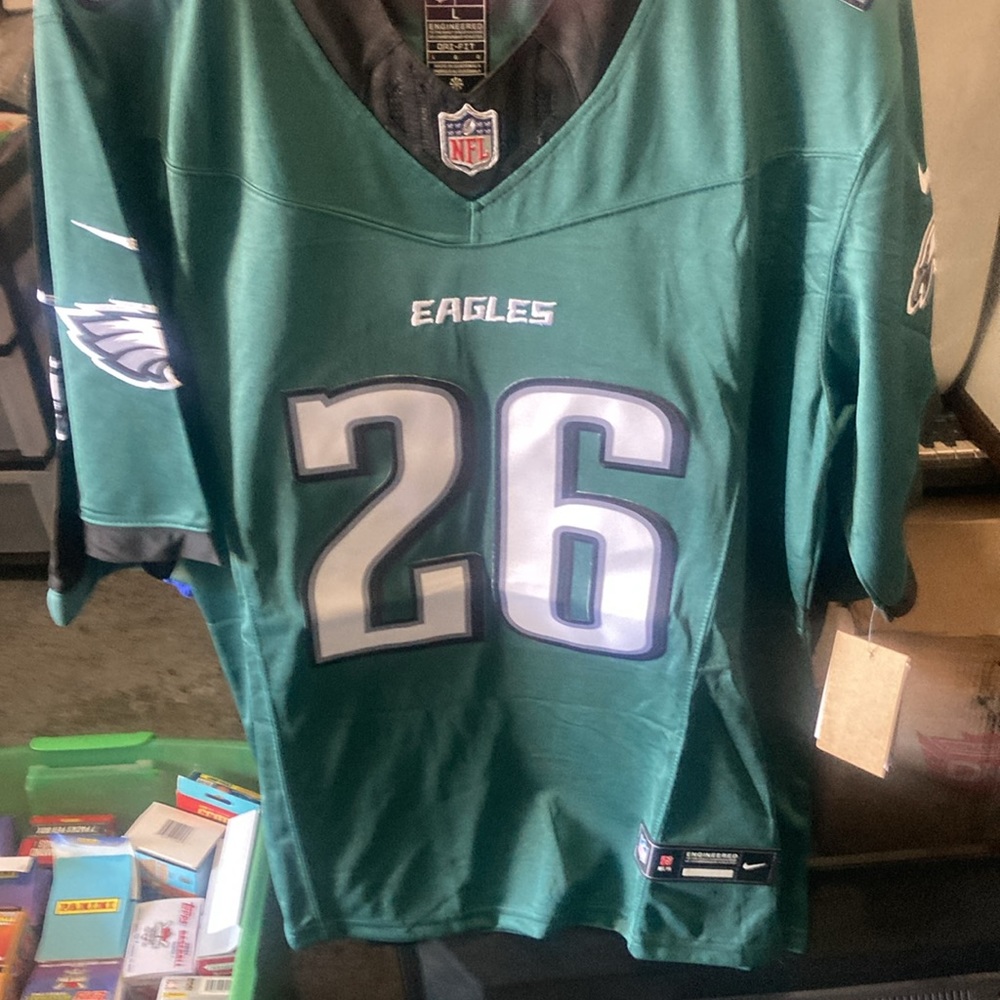 Saquon Barkley # 26 Philadelphia Eagles Large Jersey - Picture 2 of 5